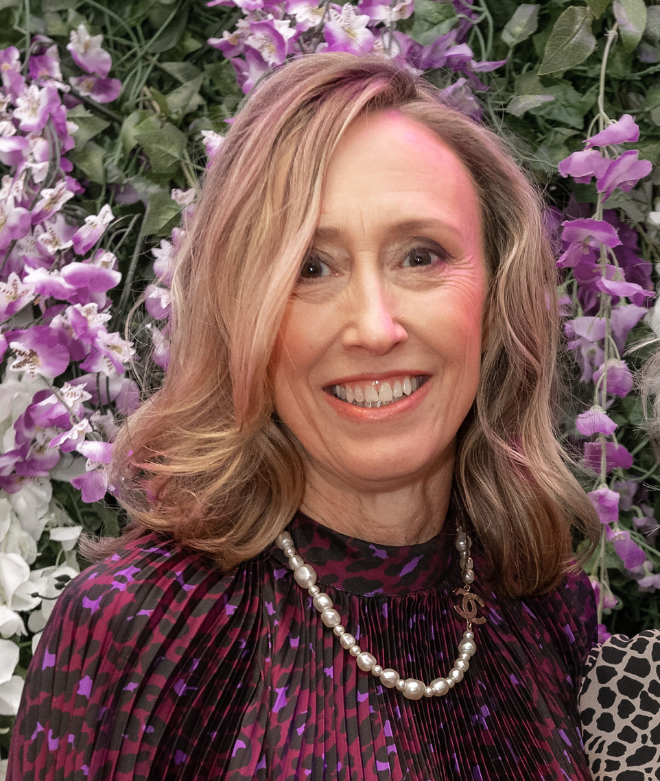 MaxineBenson MaxineBenson