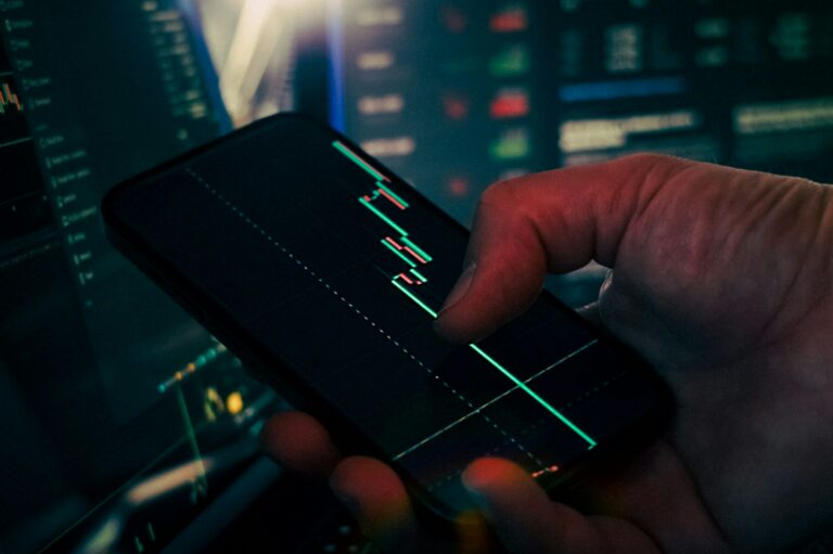 How Fintech Is Democratising Investment Decisions for UK Consumers