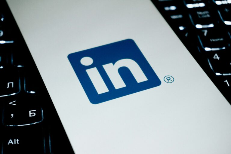 7 Best LinkedIn Account Rental Services in 2027